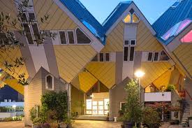Private Markthal tour and Het Witte Huis rooftop visit - Image 2